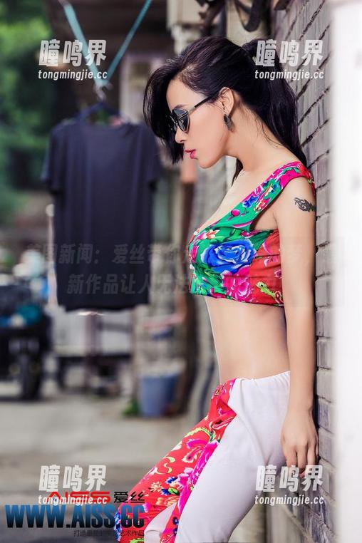 美图新闻：爱丝带你走进纪梵希的梦，最新作品让人无法抗拒的魅力！