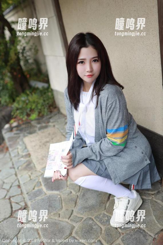 MFStar模范学院-艾莉Evelyn MFStar模范学院 - 看艾莉Evelyn如何用油亮写真照亮你的无聊星期天!