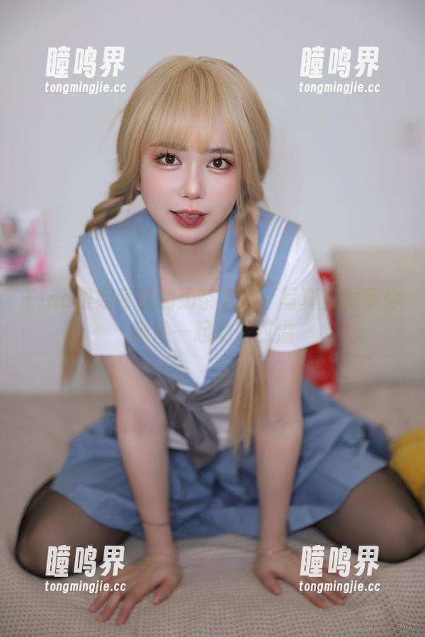 Tina很妖孽呀的奶茶之旅：写真原图带你随她一起奶香四溢