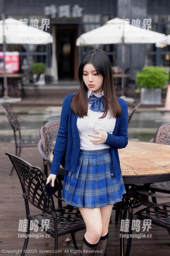 Xiuren秀人网-小樱koko Xiuren秀人网 - 小樱koko圣诞图集再更新,怎么还有时间做这种图?我是不是该去补上我的节日计划!