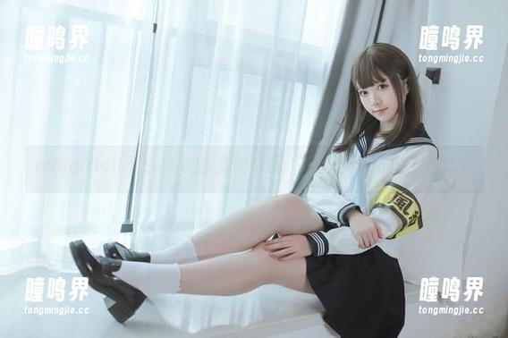 asagiriai(爱ちゃん)美脚的清晨：高清壁纸中的阳光与柔软