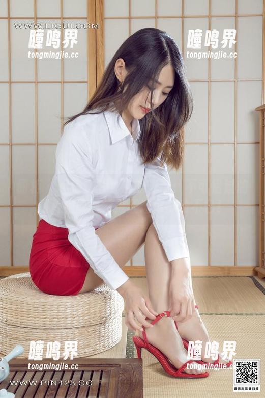 丽柜-文静 丽柜 - 追踪文静女友的光影:不可错过的图片和原图,保证让你心动不已!