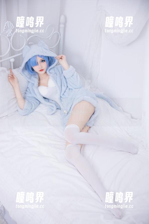 仙九Airi 最新资源来袭,仙九Airi黑贞水着,欲望的温床