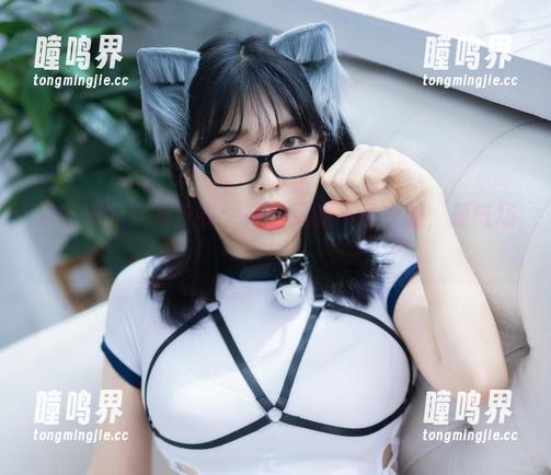 宋哈娜 宋哈娜的定制皮衣:花钱买的不是衣服,是气场!