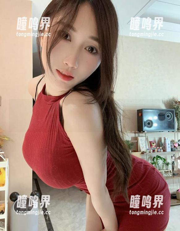 小玉吃果冻 微密圈 - 直击心!小玉吃果冻红色睡衣的高清照片让人忍不住多看几眼!