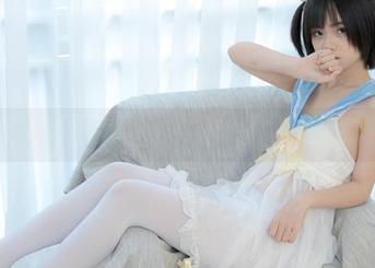 少女秩序 - 小满写真：姐姐在阳光下的慵懒午后