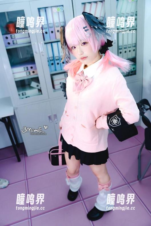 弥美Mime 精选弥美Mime的白裙写真:好吧,我承认,这是我的小心机。