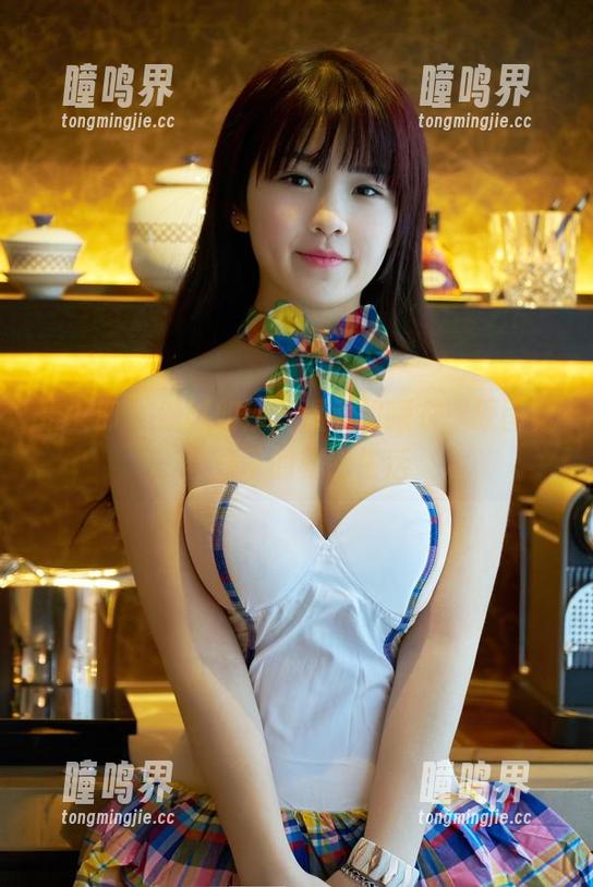 推女郎-沙子 推女郎 - 细腻如沙,温柔如睡衣,原图藏着沙子的秘密生活