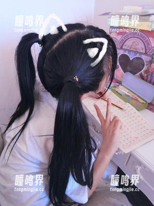 摇摇乐yoyo 定制版小鸟游六花:摇摇乐yoyo图集带你领略不一样的世界