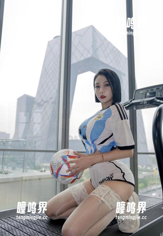 果儿Victoria 微密圈 - 果儿Victoria圣诞图集,定制后的小秘密,尽在这份温暖里。