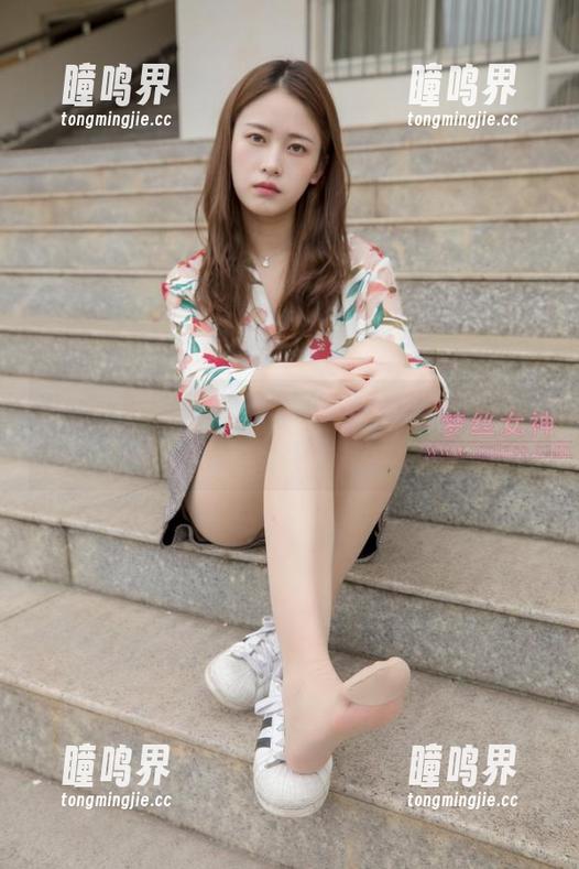 梦丝女神-香琪 梦丝女神 - 香琪双人:仿佛听见心跳,图包里连接着的呼唤