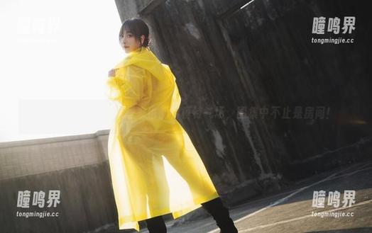 浅安安 浅安安的自摄秀:居家也能有模特气场,图集中不止是房间!