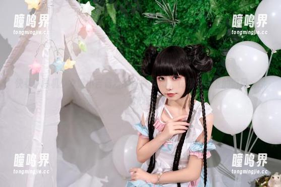 爆机少女喵小吉 快看!爆机少女喵小吉最新牛仔裤COS,仿佛阳光下的微风,撩动心弦