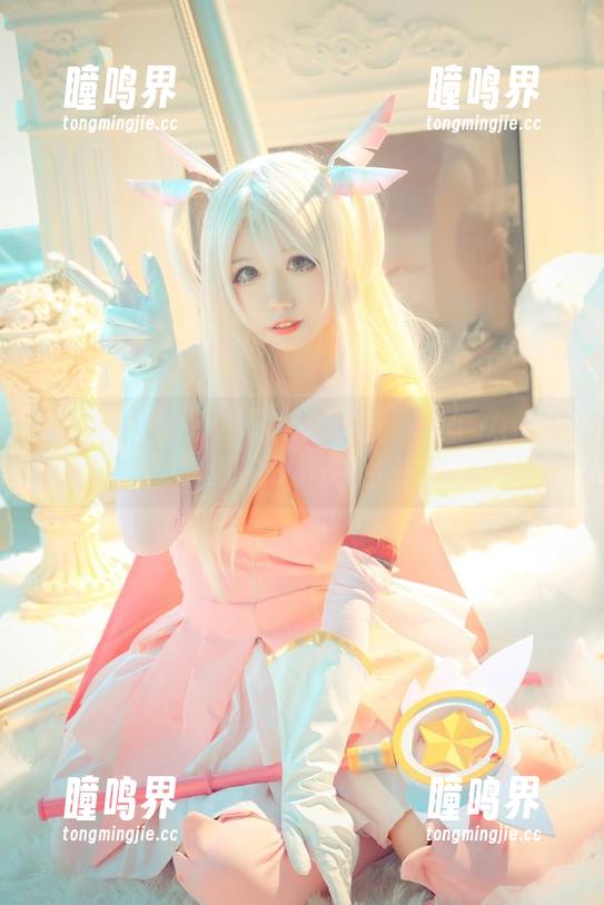 猫君君MaoJun 九月舰长的星际日常:猫君君MaoJun的照片让你感受漫游在宇宙的惬意!
