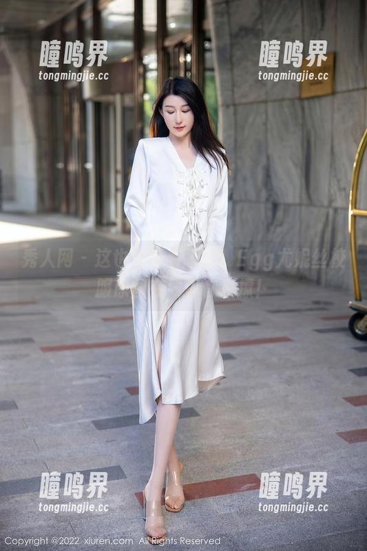 秀人网-Egg尤妮丝 秀人网 - 这也太好看了吧!Egg尤妮丝校服原图在线等你来撩!