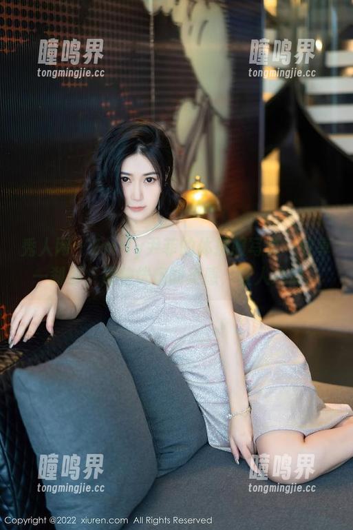 秀人网-Emily尹菲 秀人网 - Emily尹菲的体操服写真—分享一刹那,那种恍惚的美感,让人心动。