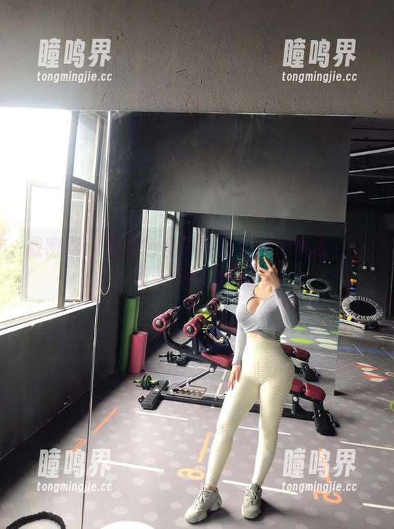 微密圈 - 当紫色哒豚豚遇到她的礼服：一场美图的狂欢！
