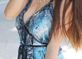 美媛馆 - 体操服下的伊小七MoMo：一键下载，心跳加速！