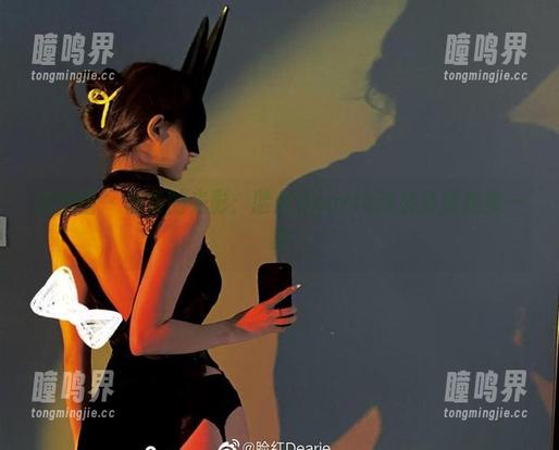 脸红Dearie 微密圈 - 流转的光影:脸红Dearie泳装资源甜蜜一刻