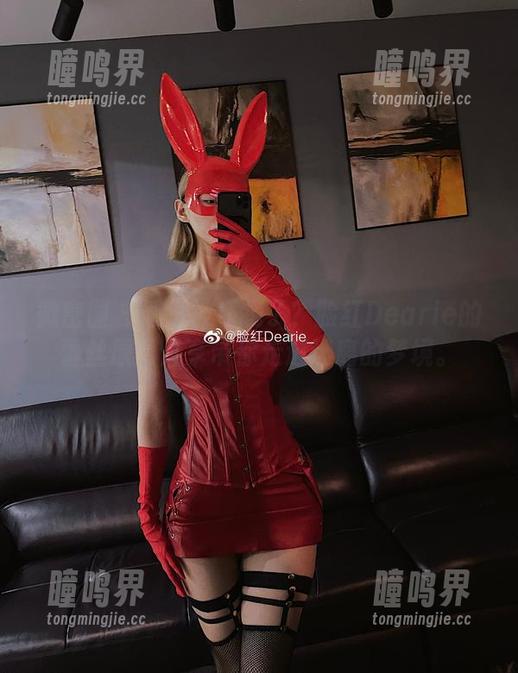 脸红Dearie 微密圈 - 感觉被环绕了?脸红Dearie的蕾丝原图分享带你走进迷离的梦境。