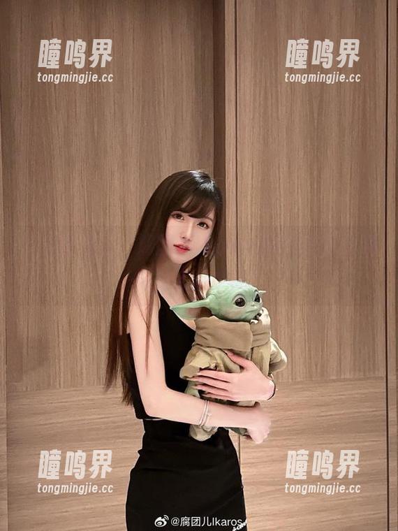 腐团儿Ikaros 不止是照片,腐团儿Ikaros学妹的高清瞬间,让人停留!