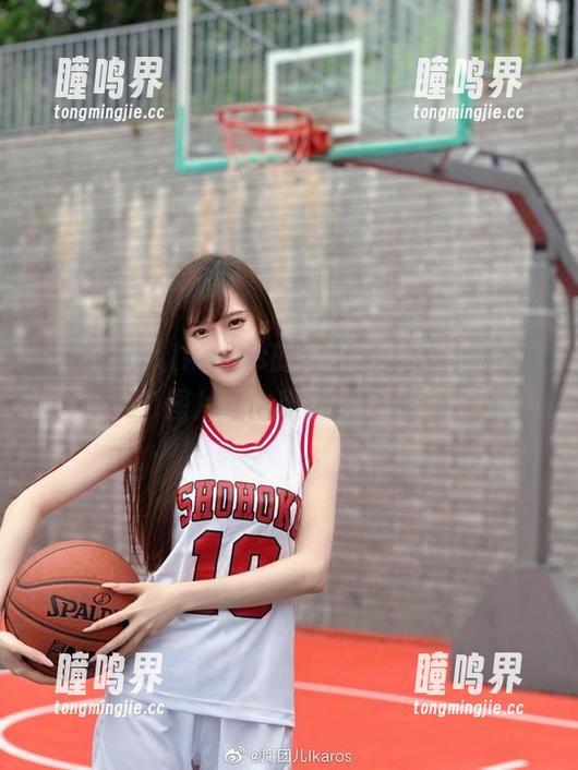 腐团儿Ikaros 翻翻腐团儿Ikaros的天刀同人秀,满屏的图片让人眼花缭乱!