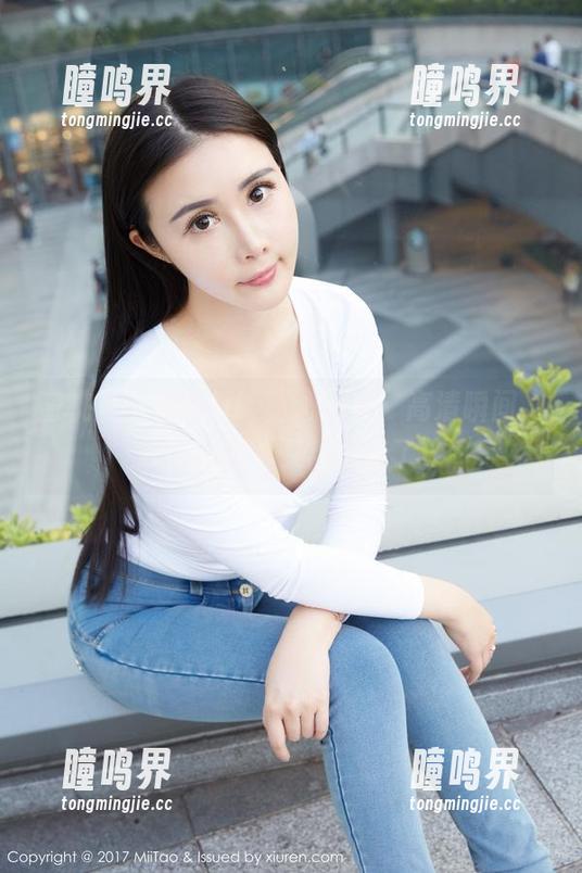 蜜桃社 - 琉璃lily甜心写真：高清瞬间，哎，我的心又被抓走了！