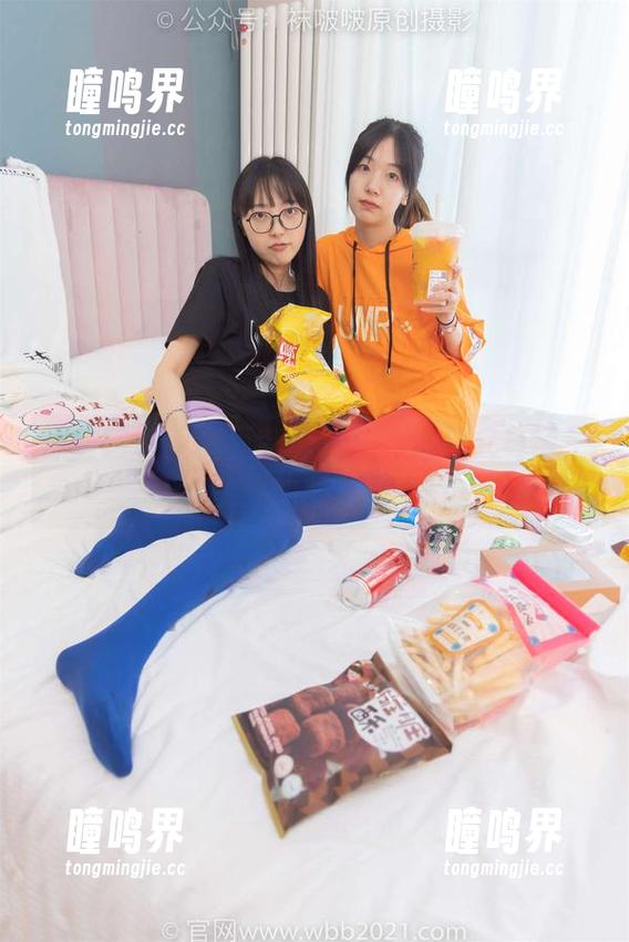 袜啵啵-小甜豆 袜啵啵 - 小甜豆制服曝光:谁说只有学生才能穿的写真图集?