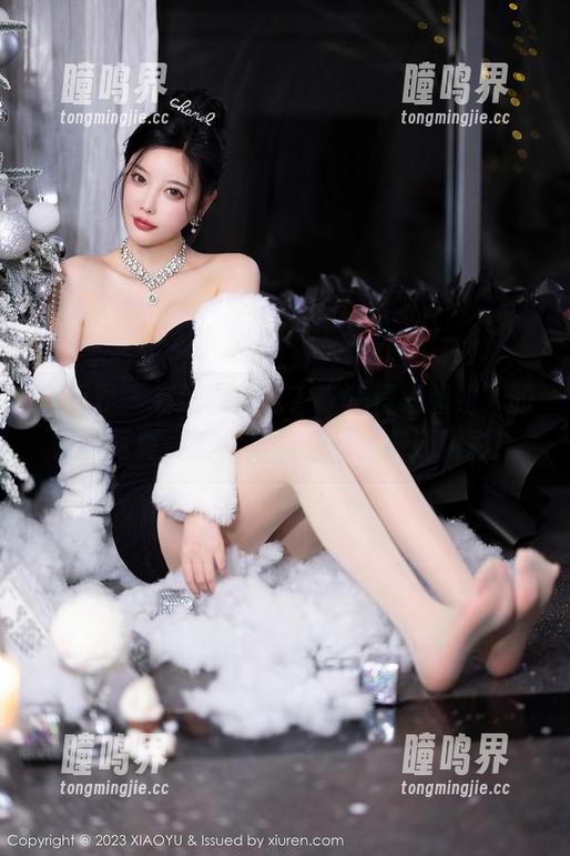 语画界-程程程 语画界 - 有没有想过?“程程程姐姐”的定制写真,竟然比我的朋友圈还精彩!