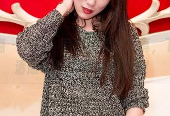 轰趴猫 - 冲鸭！阿朱的豹纹写真，下载高清版让你成真豹纹少女！