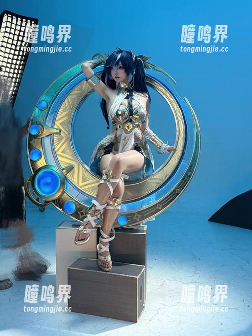 阿薰kaOri 阿薰kaOri制服大变身,套图合集里藏了多少惊喜,快来数一数!